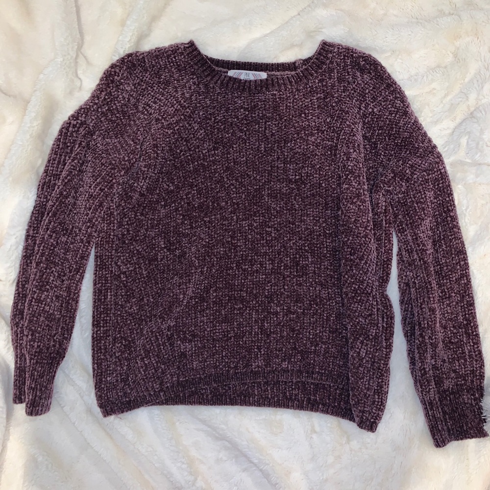 A super cute sweater!